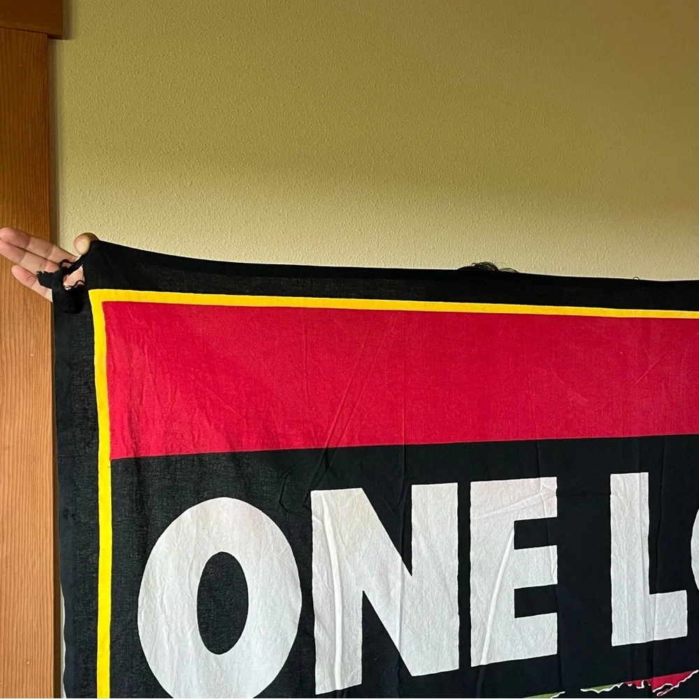 Vintage Bob Marley ONE LOVE Wall Tapestry 54 in x 80 in Red Green Yellow Black
